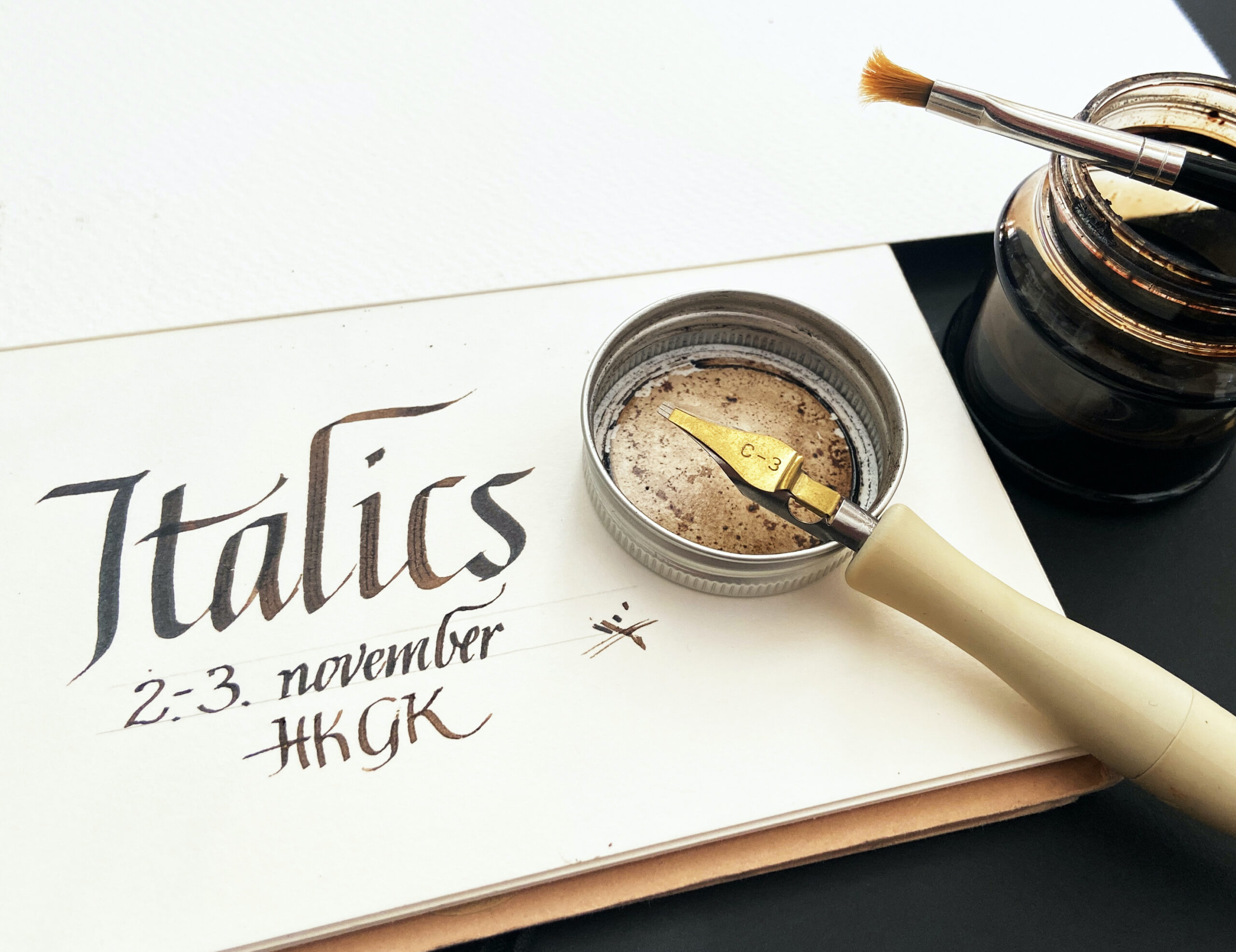 Kalligrafi workshop – introduktion til Italics Kalligrafi workshop – introduktion til Italics